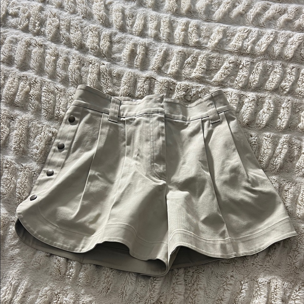 Elegant High Waist Cream Shorts
